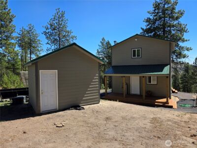 147 High Country Road , Tonasket, WA 98855