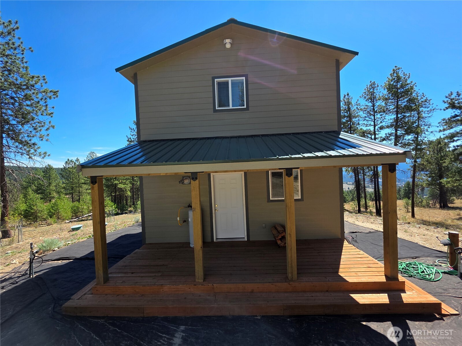 147 High Country Road , Tonasket, WA 98855