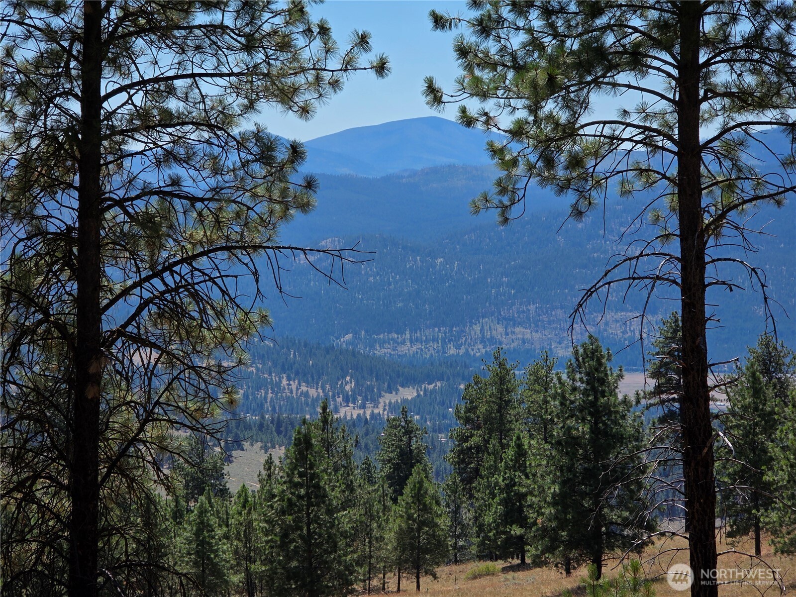 147 High Country Road , Tonasket, WA 98855