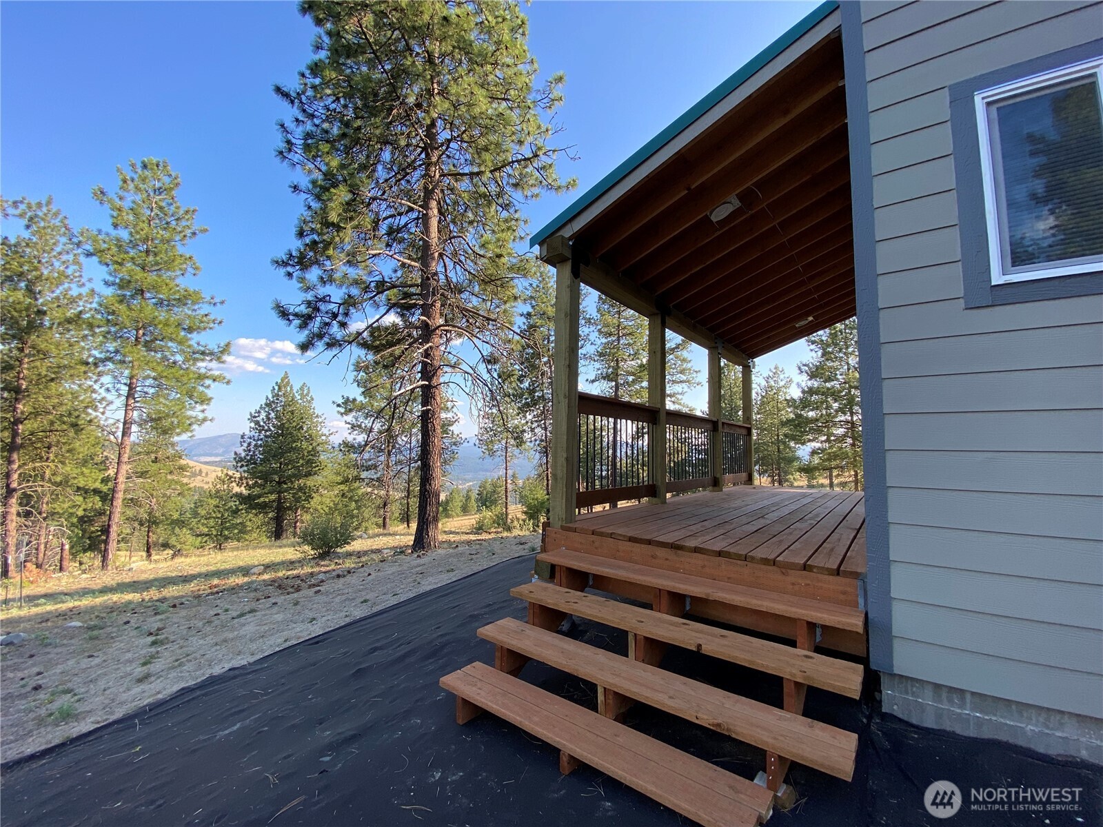 147 High Country Road , Tonasket, WA 98855