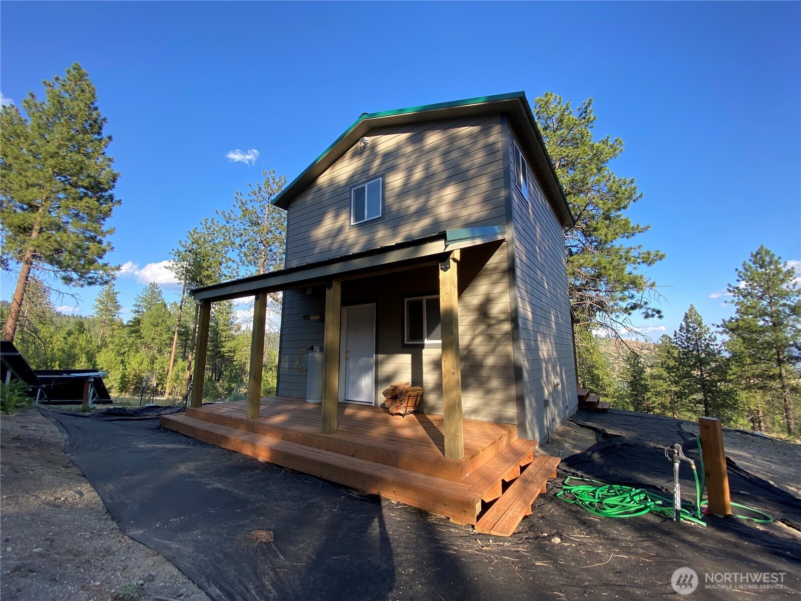 147 High Country Road , Tonasket, WA 98855