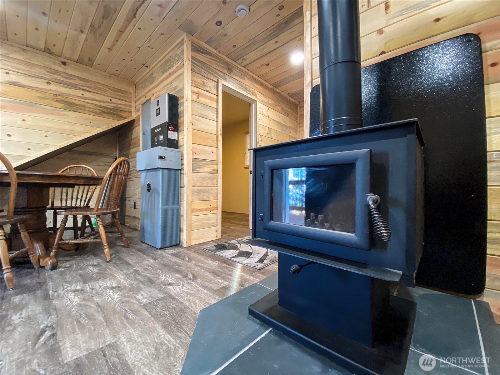 147 High Country Road , Tonasket, WA 98855