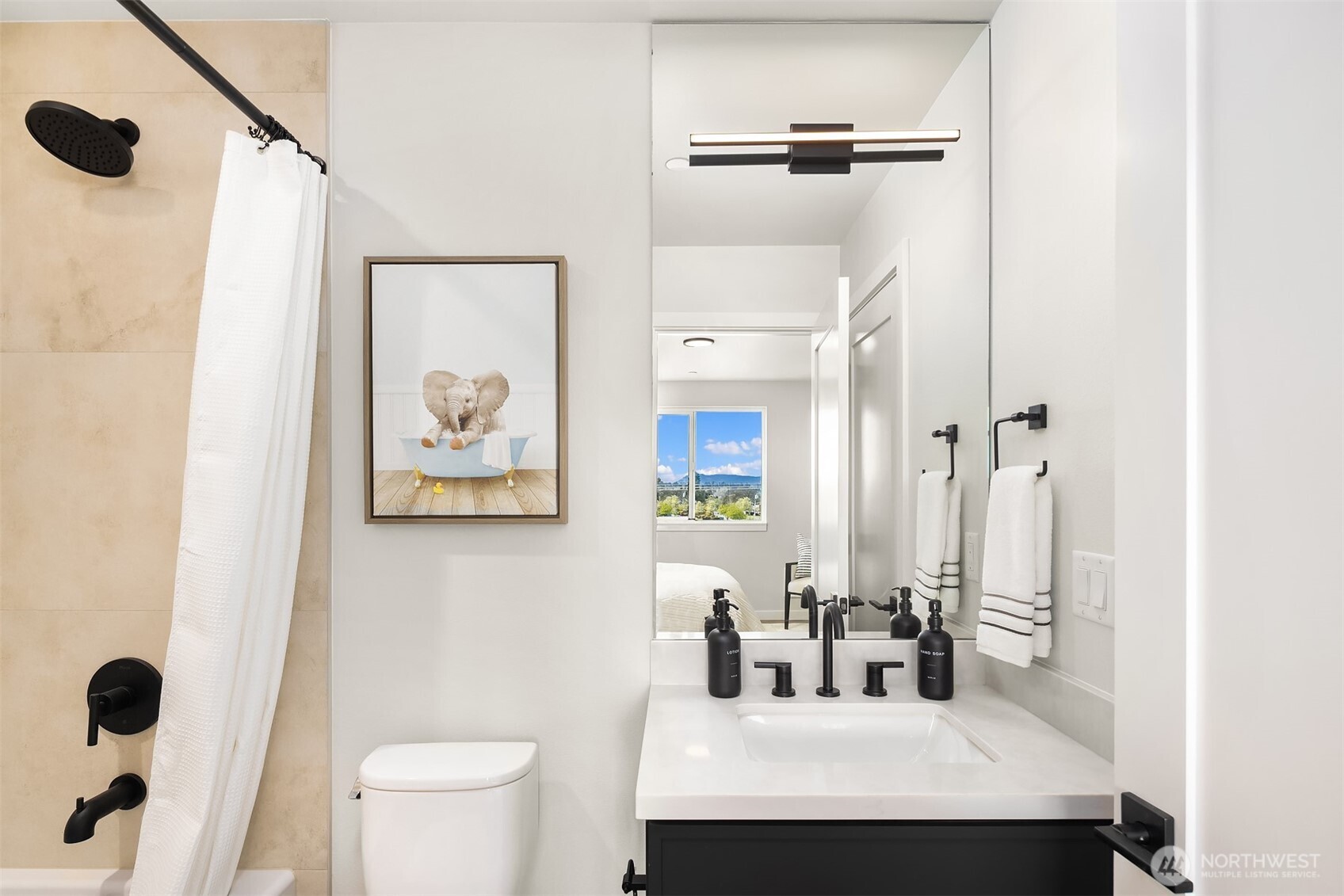 12012 17th Place S #B, Burien, WA 98168