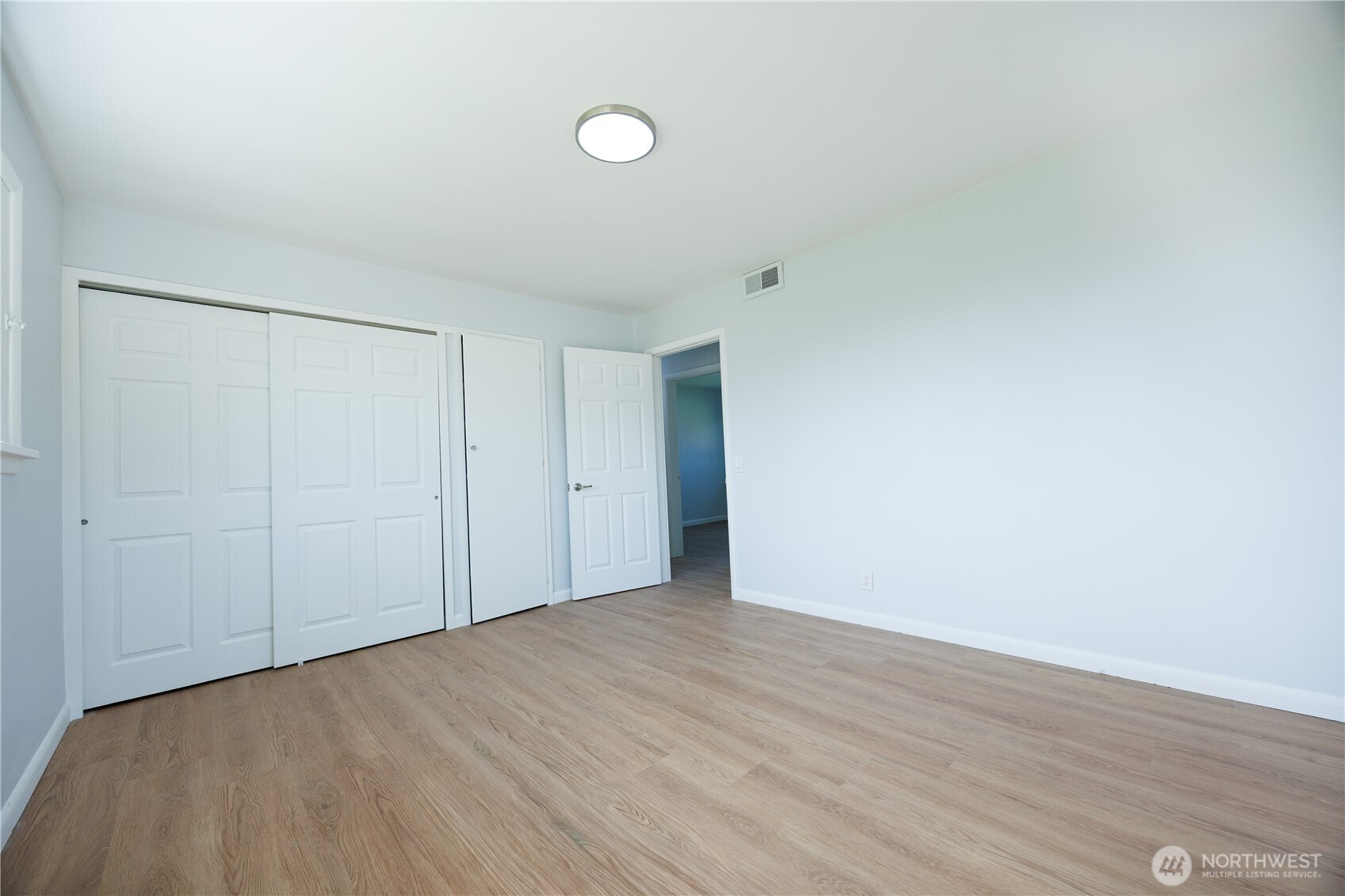 1534 E Section Street , Mount Vernon, WA 98274