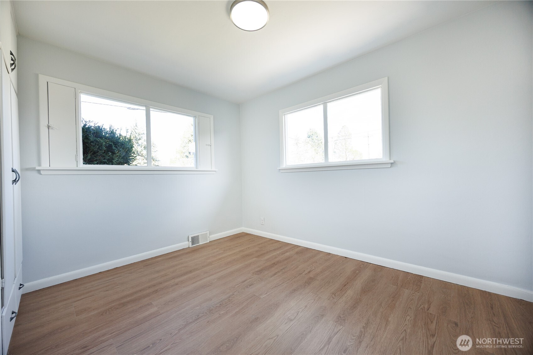 1534 E Section Street , Mount Vernon, WA 98274