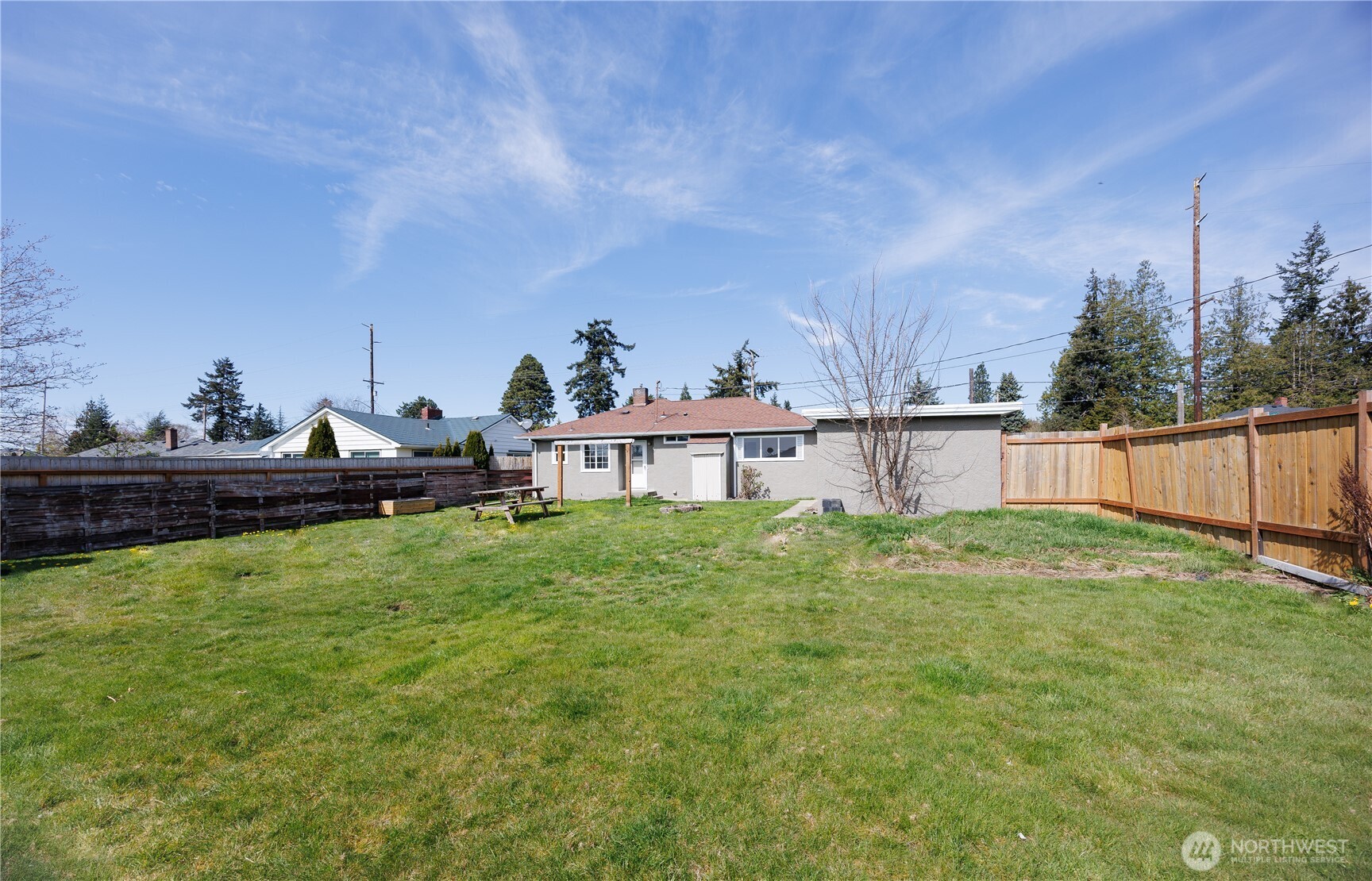 1534 E Section Street , Mount Vernon, WA 98274