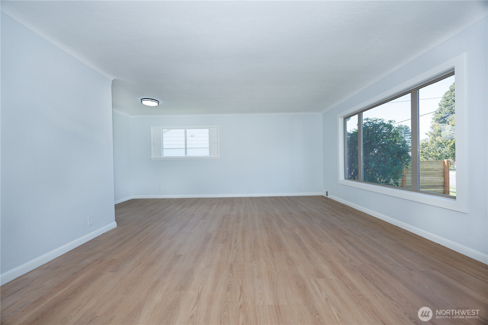 1534 E Section Street , Mount Vernon, WA 98274
