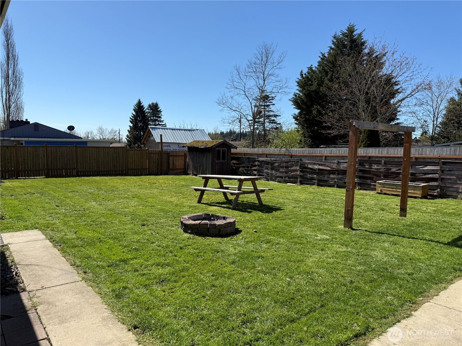 1534 E Section Street , Mount Vernon, WA 98274