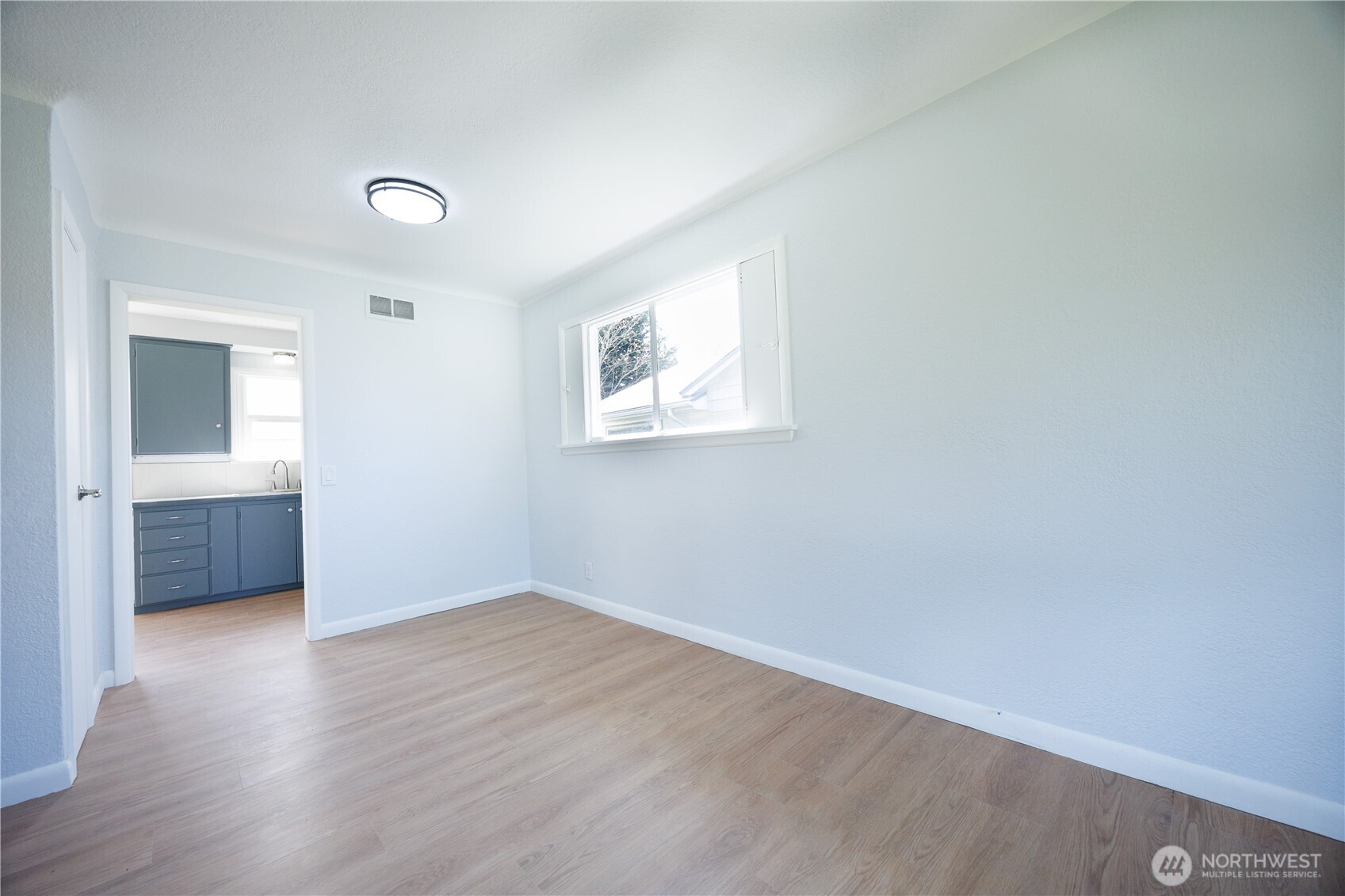 1534 E Section Street , Mount Vernon, WA 98274