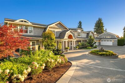 3183 95th Place NE, Clyde Hill, WA 98004