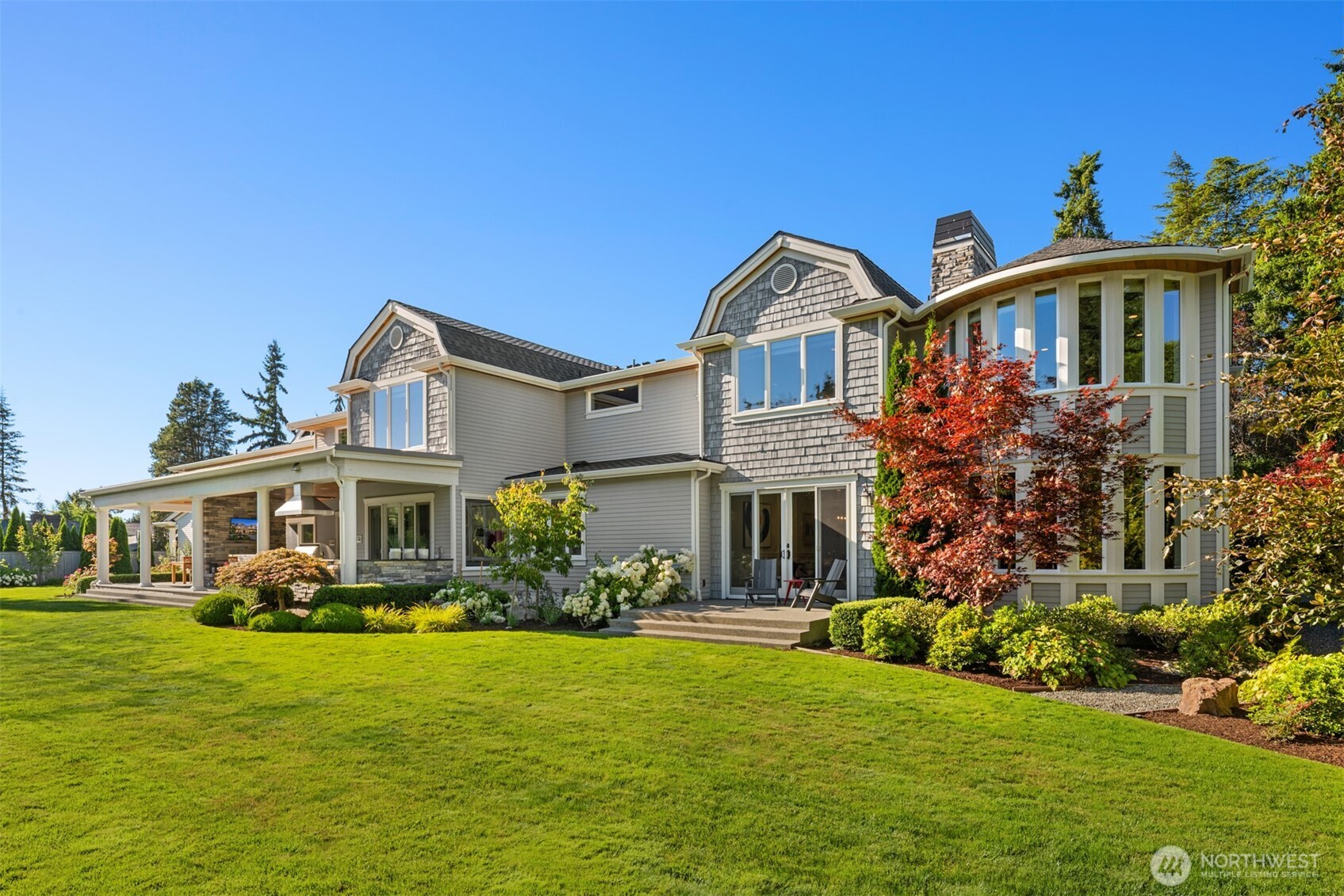 3183 95th Place NE, Clyde Hill, WA 98004