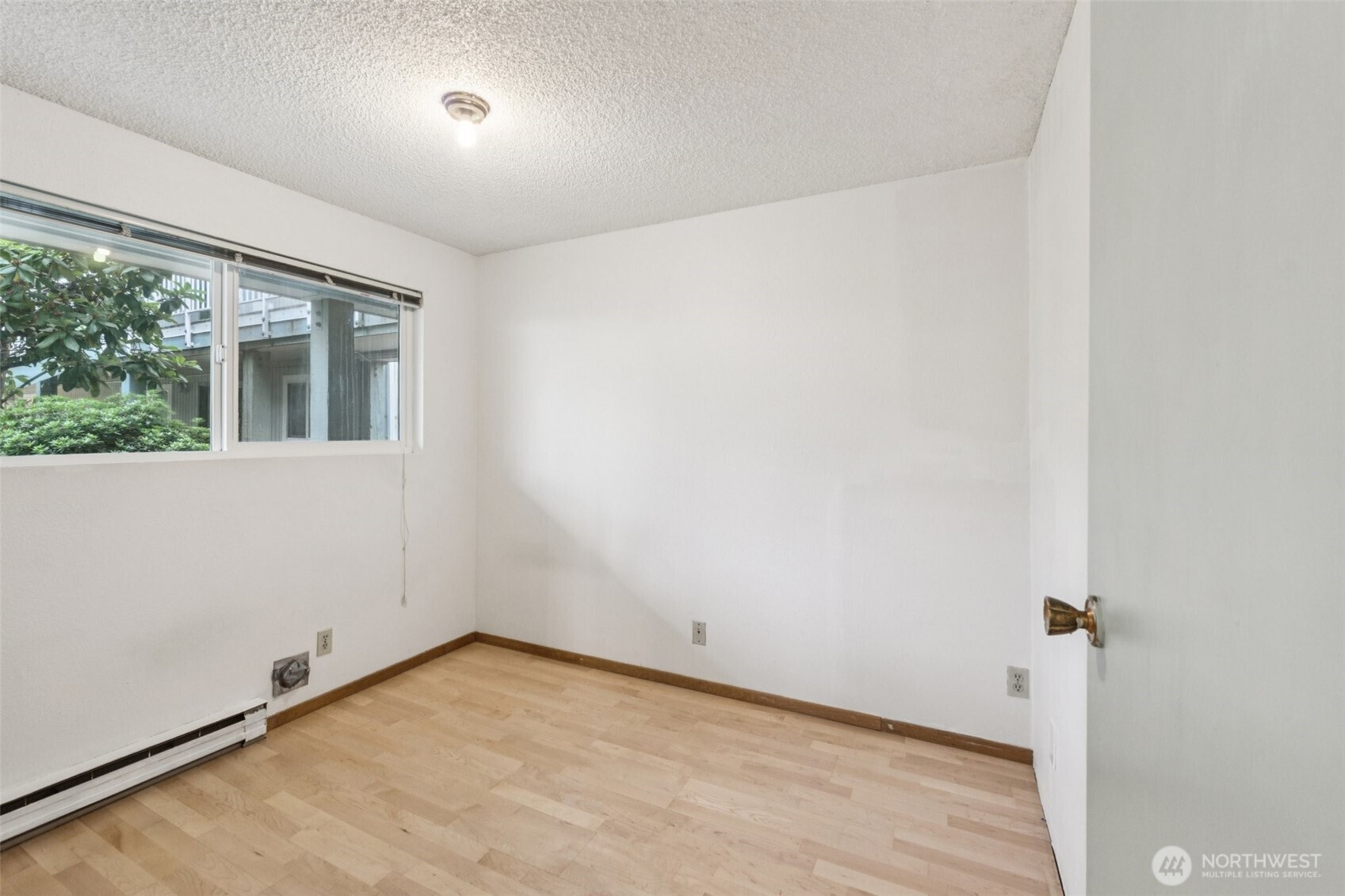 5806 200th Street SW #F, Lynnwood, WA 98036