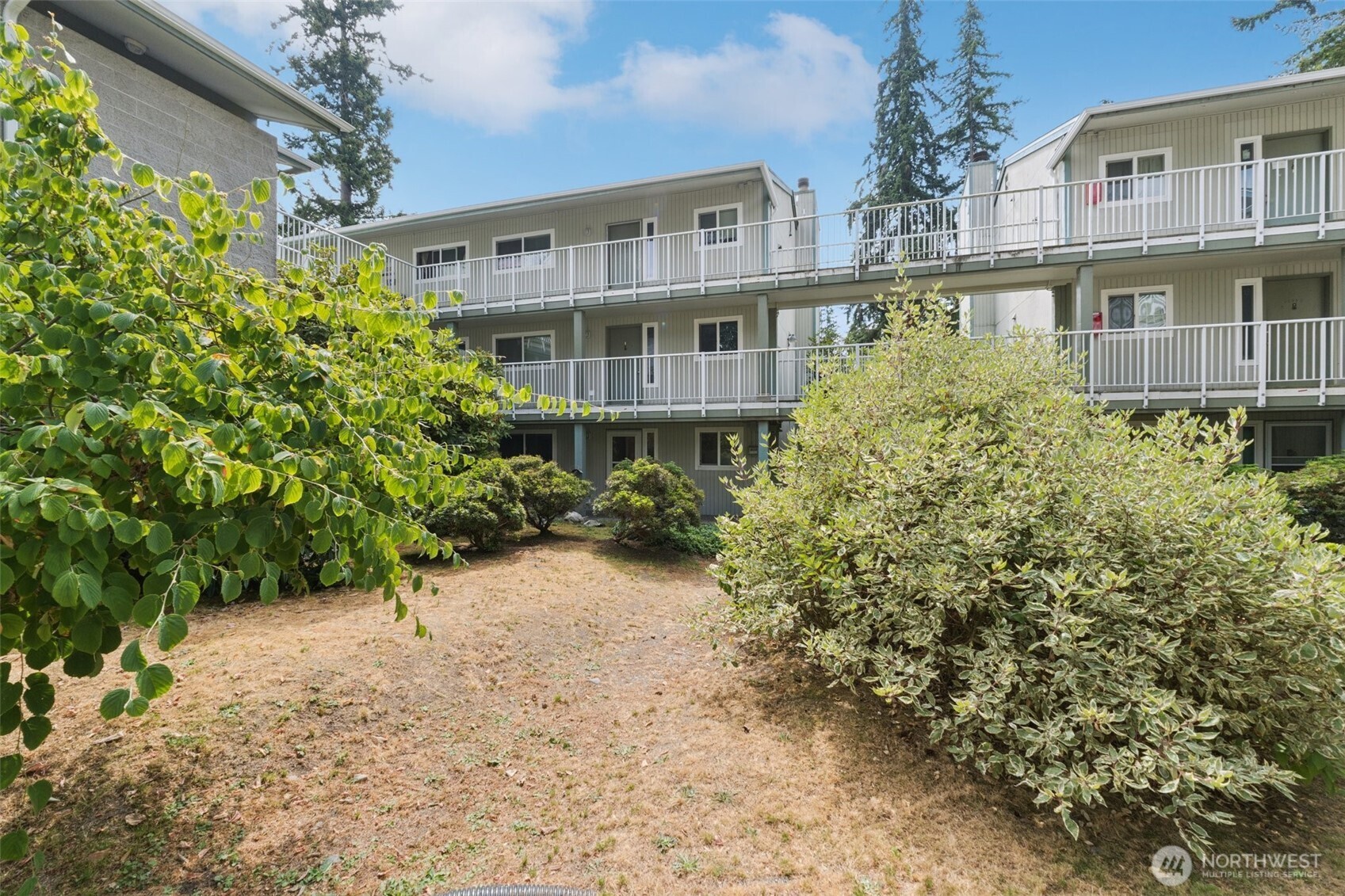 5806 200th Street SW #F, Lynnwood, WA 98036