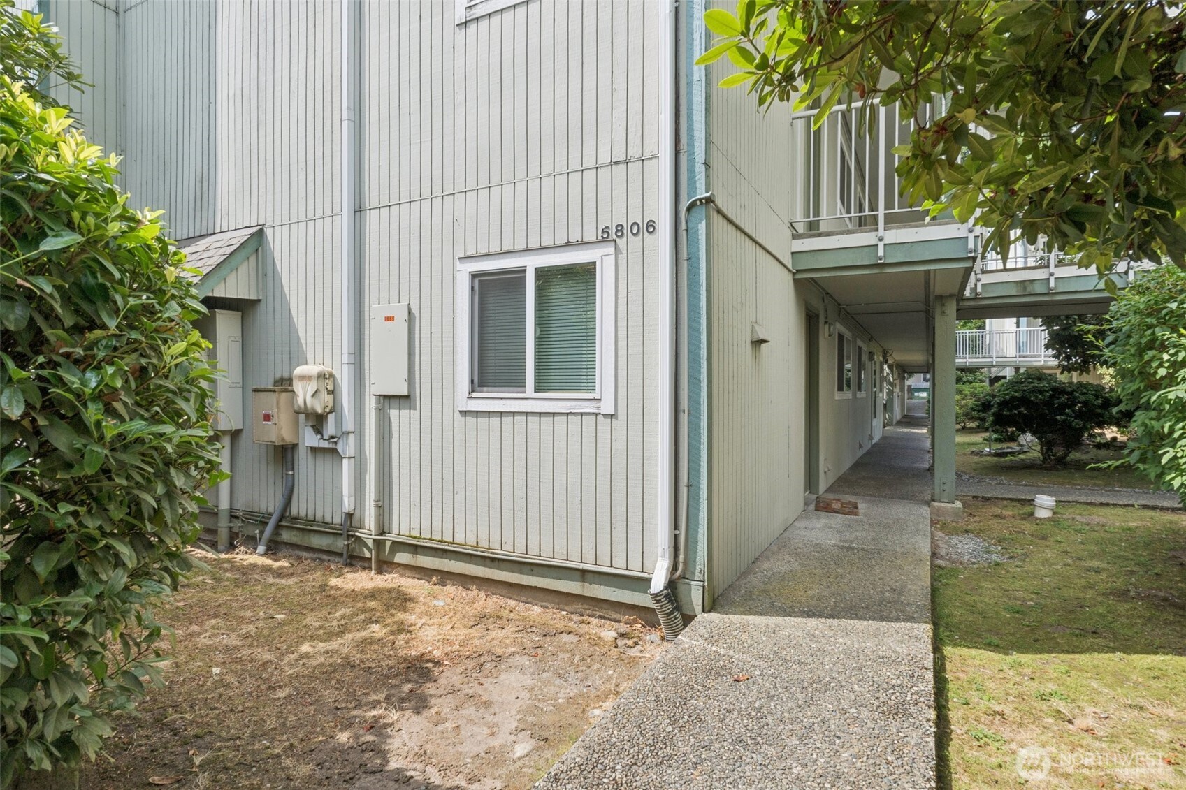 5806 200th Street SW #F, Lynnwood, WA 98036