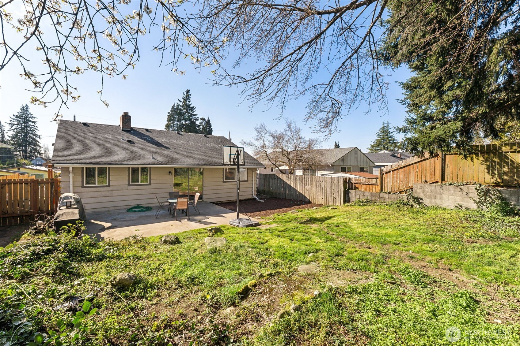 8635 S G Street , Tacoma, WA 98444