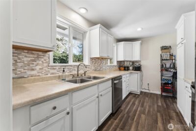 8635 S G Street , Tacoma, WA 98444 - Photo 6