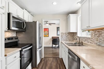 8635 S G Street , Tacoma, WA 98444 - Photo 7