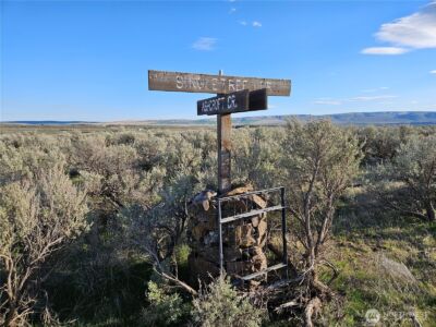 2 Singletree Drive , Ephrata, WA 98823