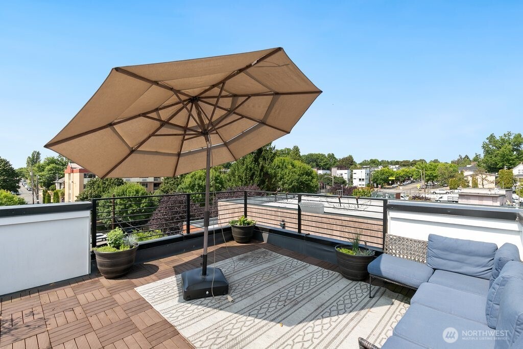 901 28th Avenue S #H, Seattle, WA 98144