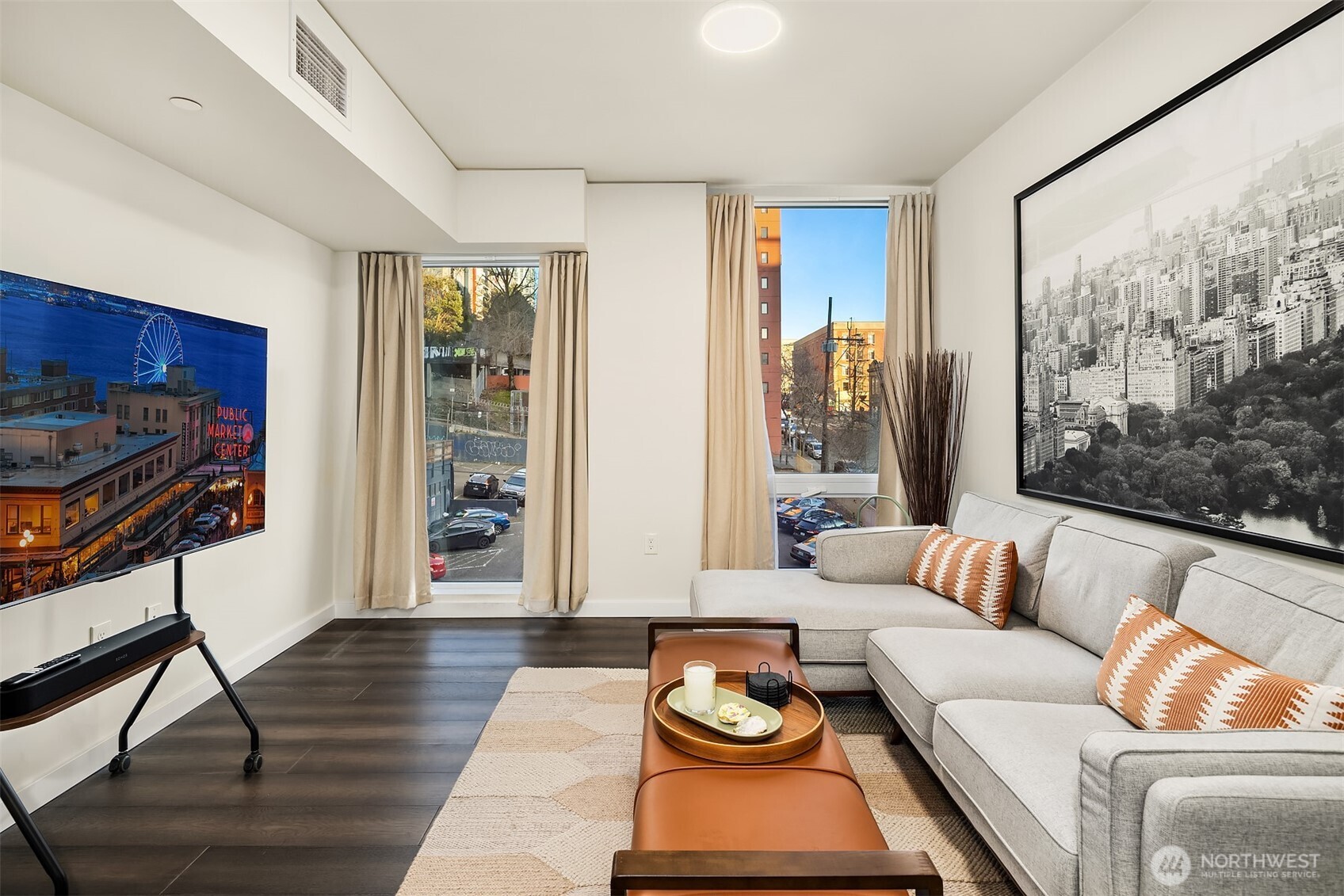 450 S Main Street #305, Seattle, WA 98104