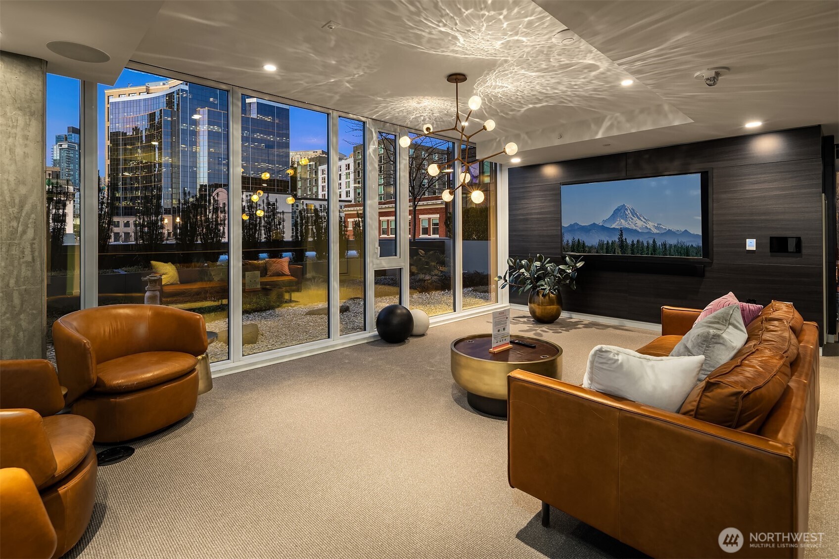 450 S Main Street #305, Seattle, WA 98104