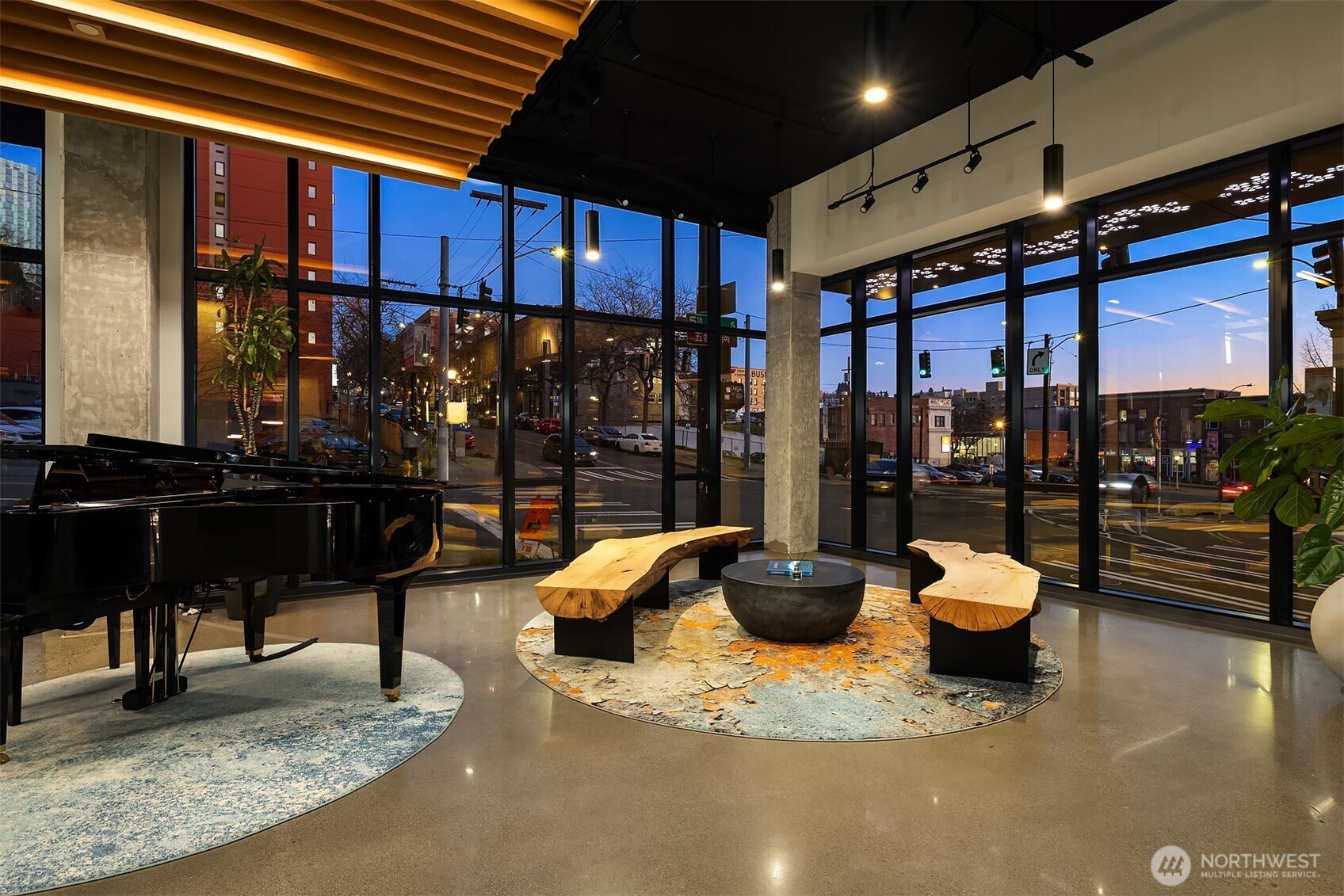 450 S Main Street #305, Seattle, WA 98104