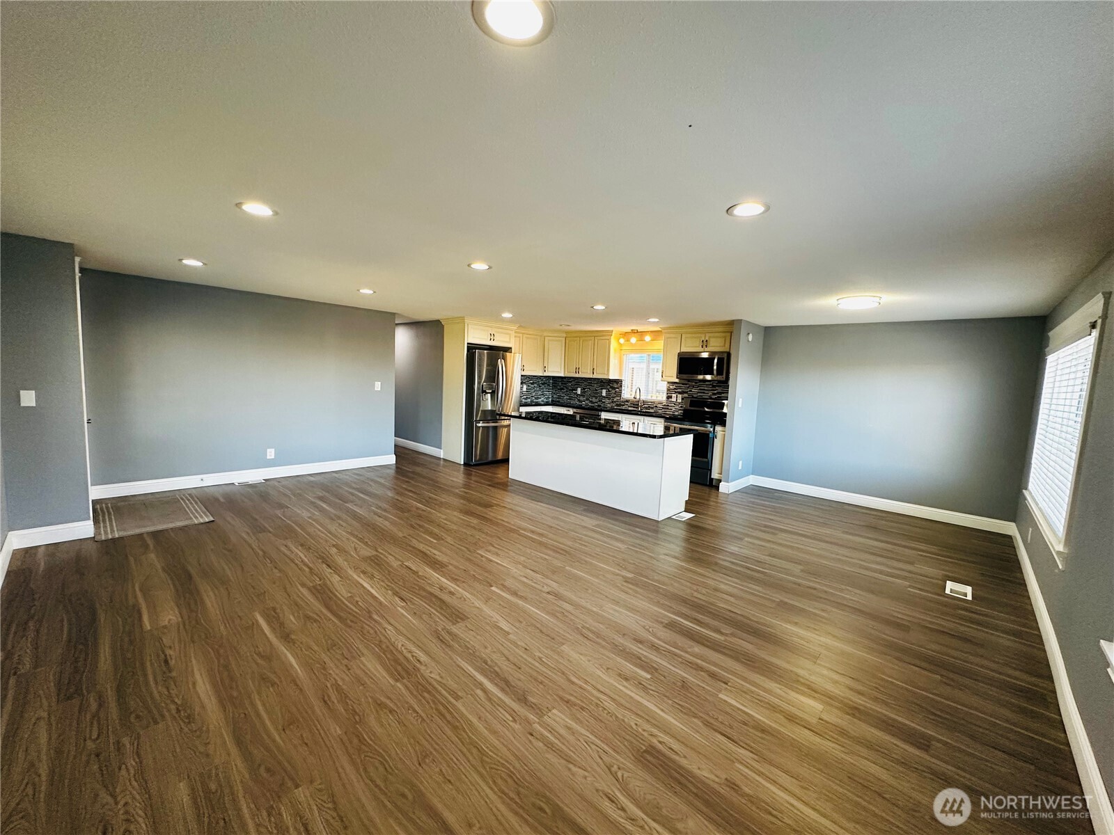 3131 W Wapato Drive #74, Moses Lake, WA 98837