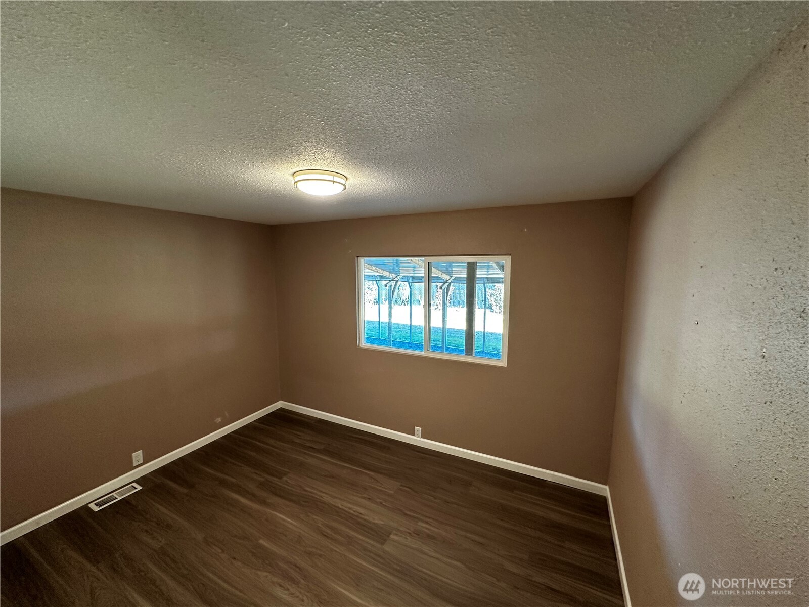 3131 W Wapato Drive #74, Moses Lake, WA 98837