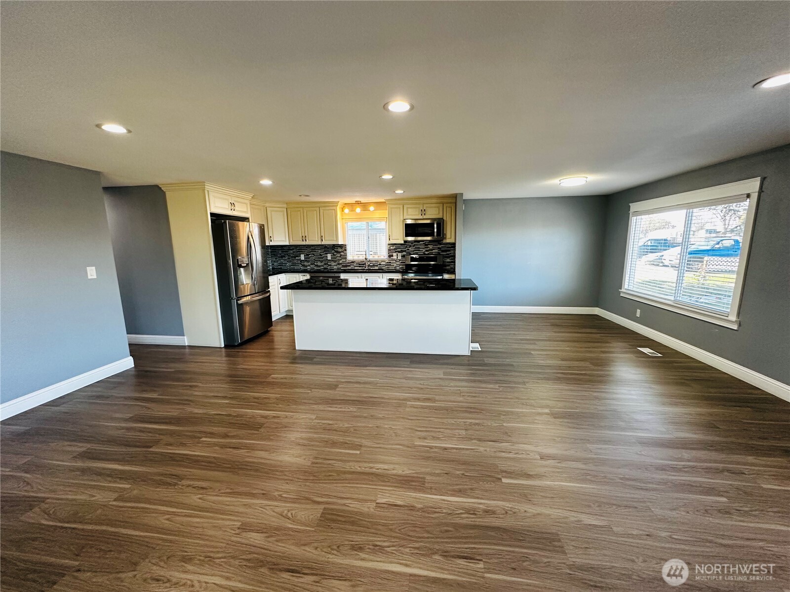 3131 W Wapato Drive #74, Moses Lake, WA 98837