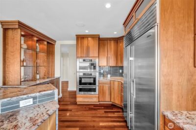 15423 SE 58th St , Bellevue, WA 98006 - Photo 16