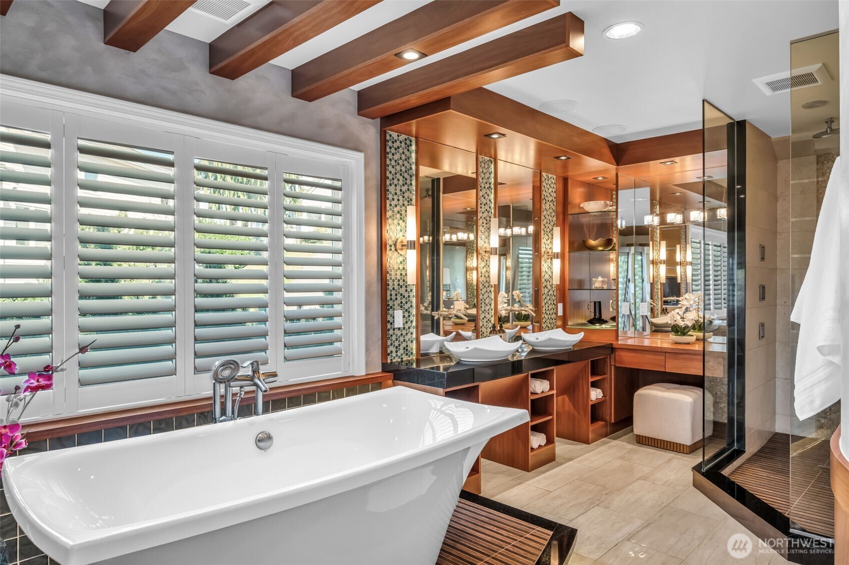 15423 SE 58th St , Bellevue, WA 98006