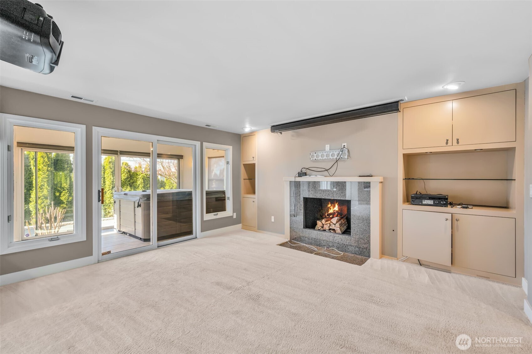 15423 SE 58th St , Bellevue, WA 98006