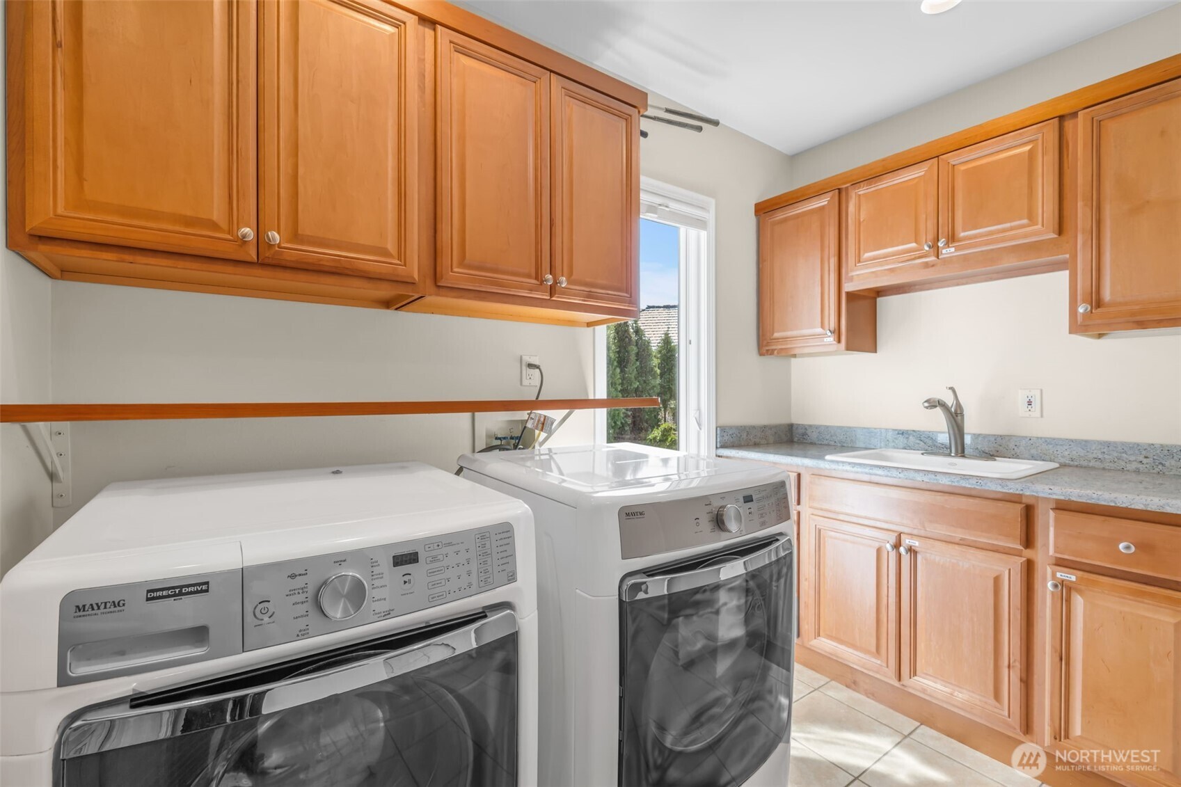 15423 SE 58th St , Bellevue, WA 98006