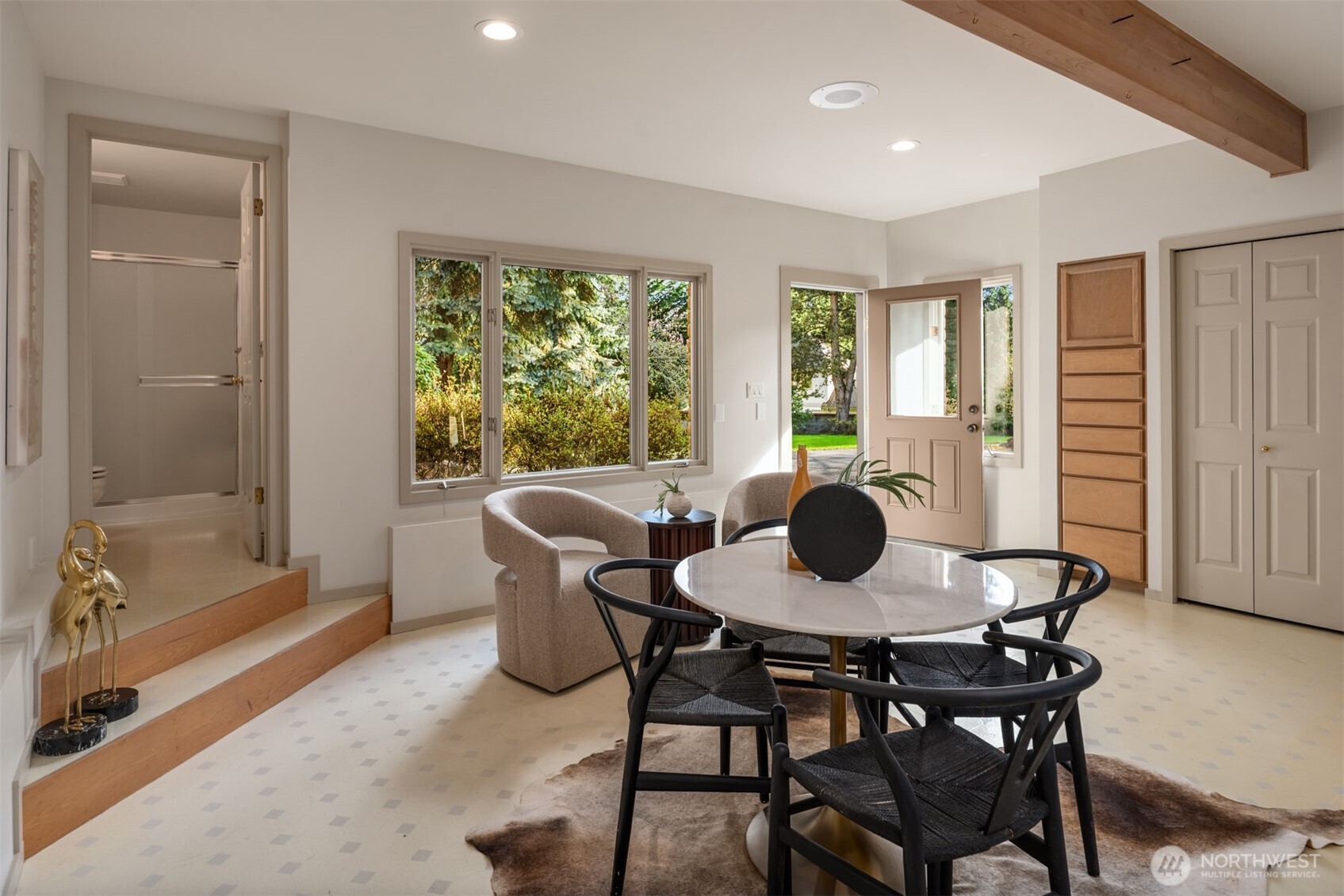 13214 180th Avenue NE, Redmond, WA 98052