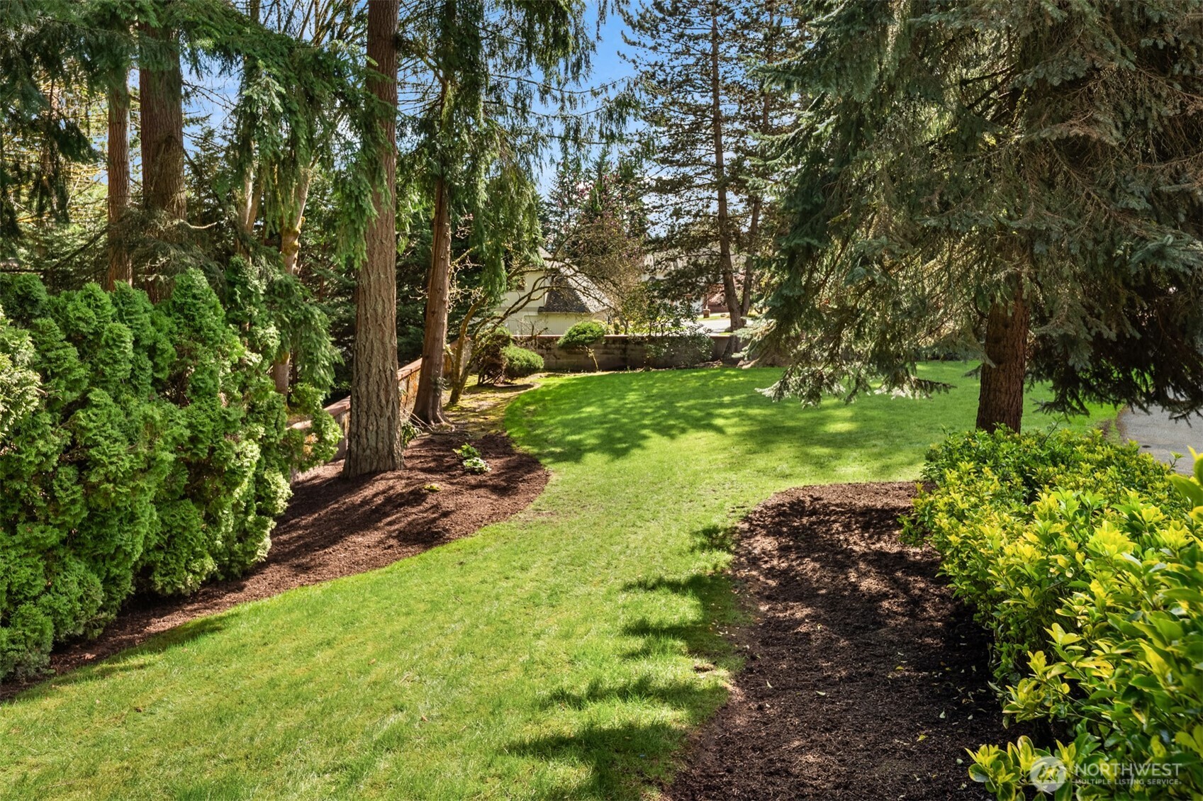 13214 180th Avenue NE, Redmond, WA 98052