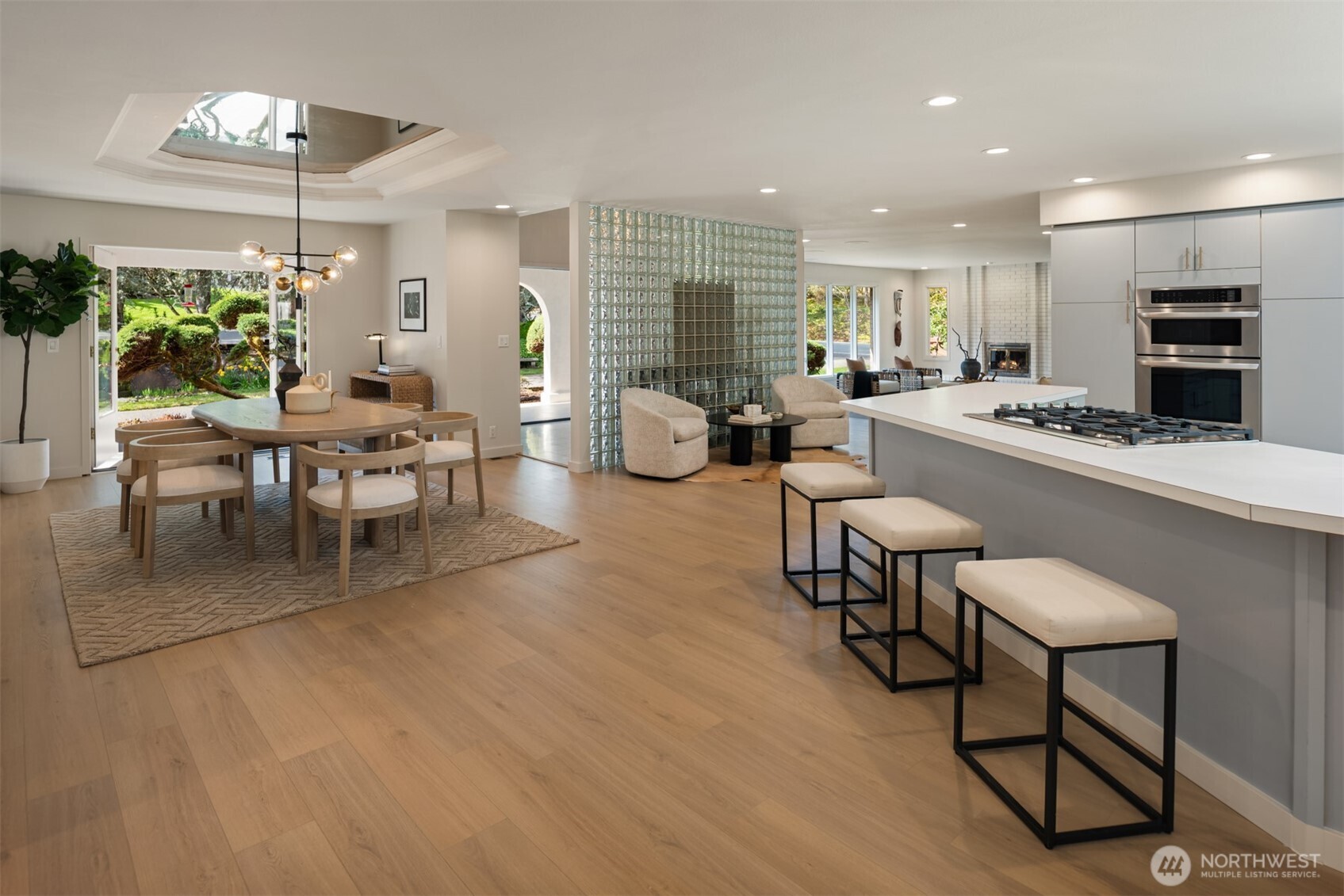 13214 180th Avenue NE, Redmond, WA 98052