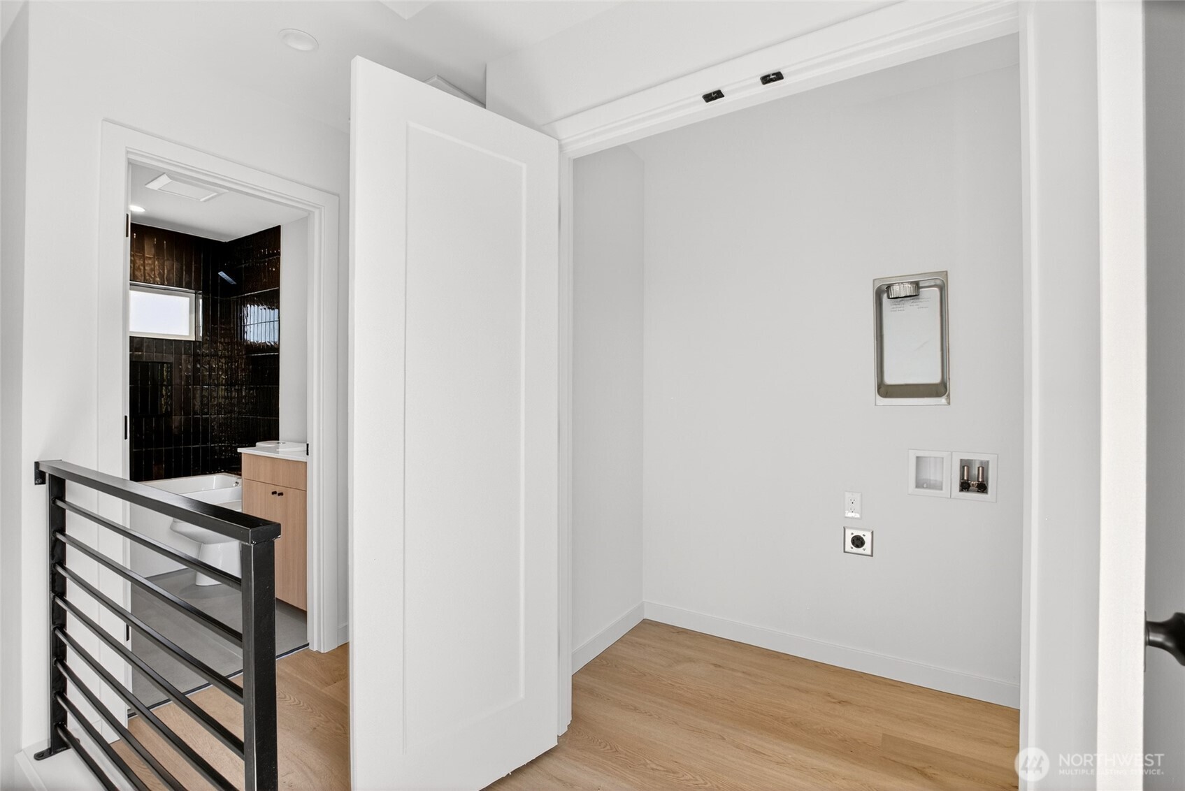 14321 Interlake Avenue N #B, Seattle, WA 98133