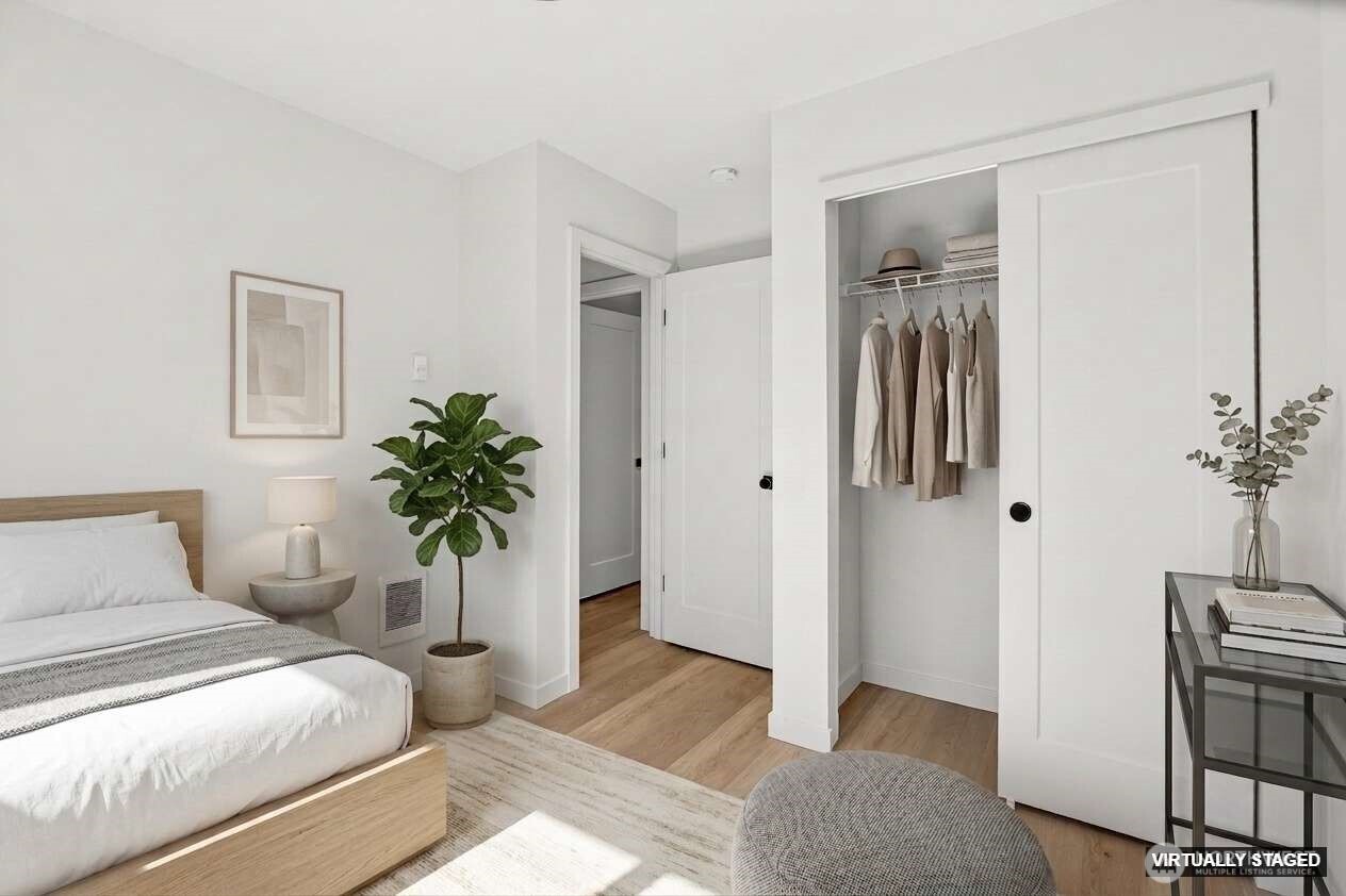 14321 Interlake Avenue N #B, Seattle, WA 98133