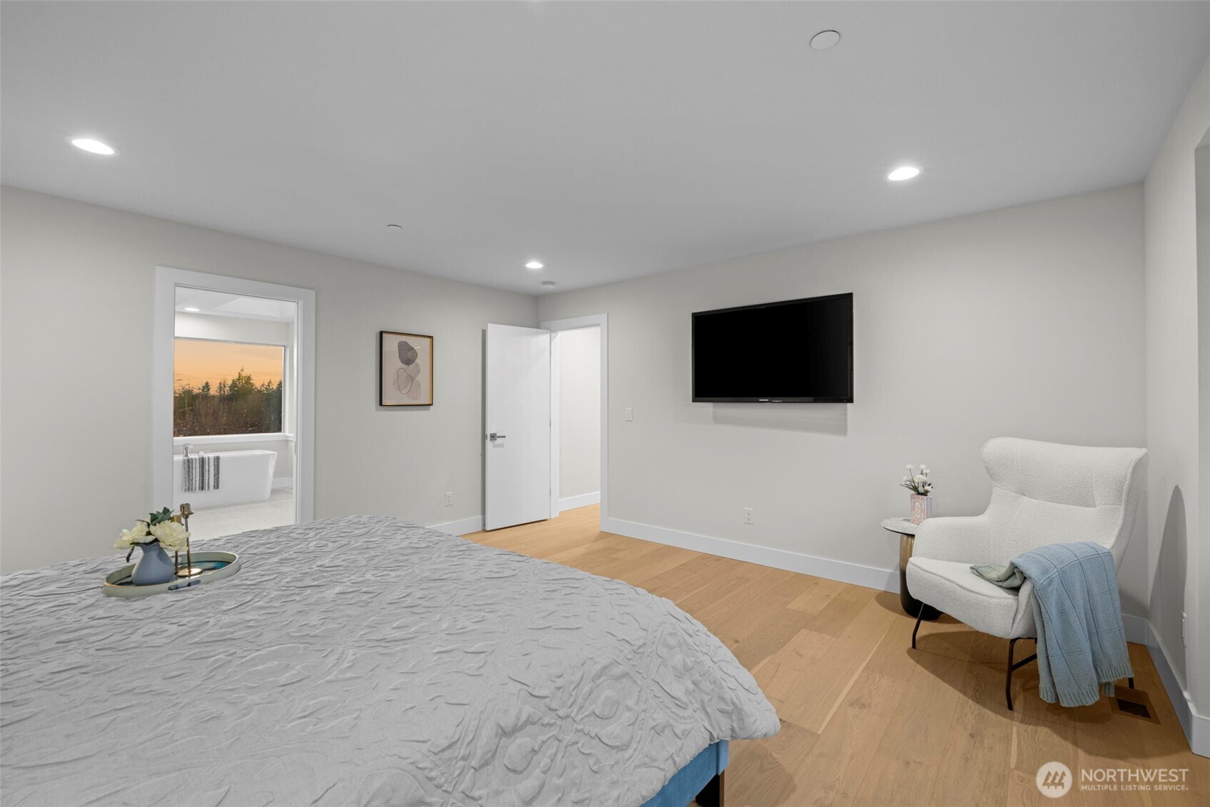 12301 NE 107th Street , Kirkland, WA 98033