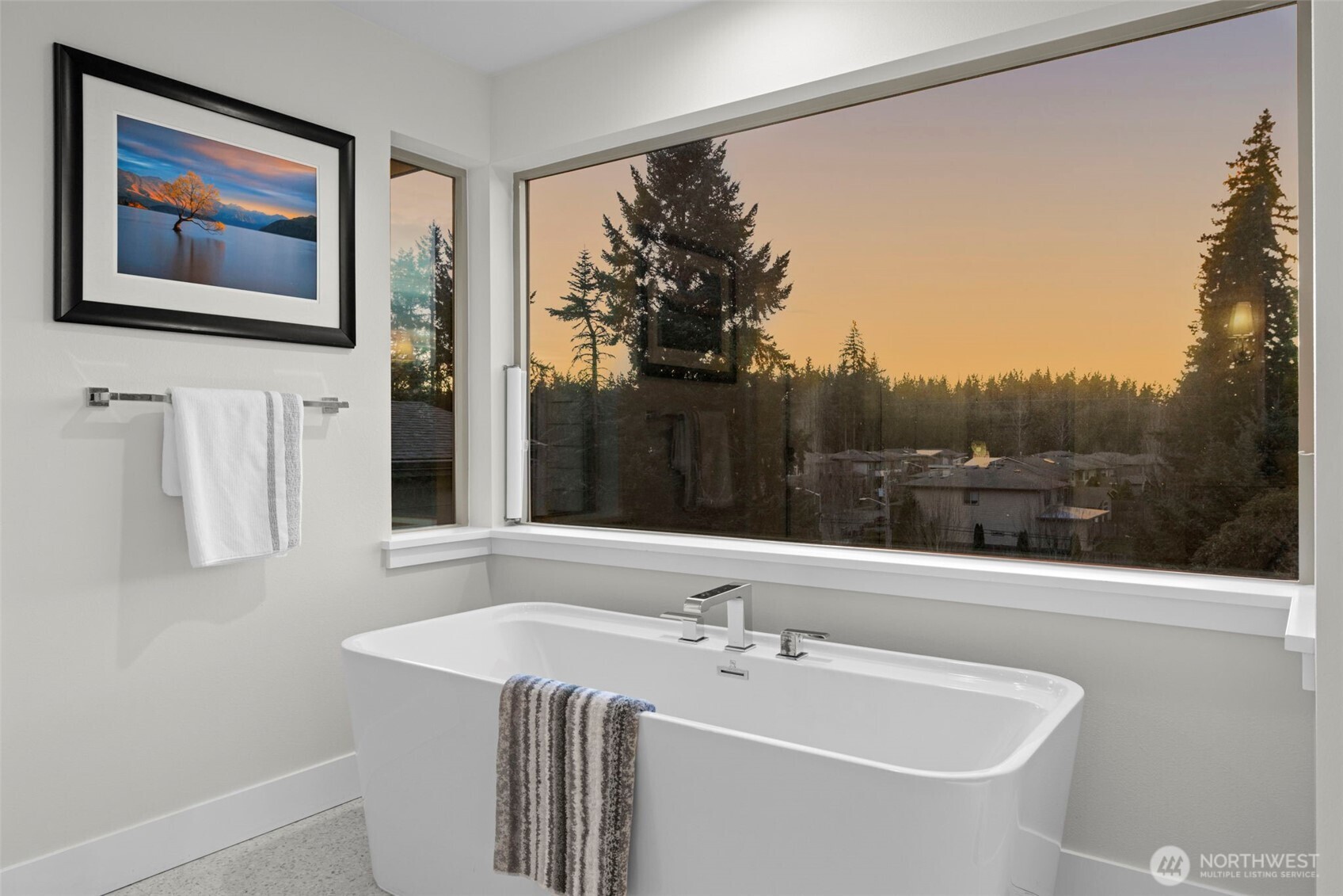 12301 NE 107th Street , Kirkland, WA 98033