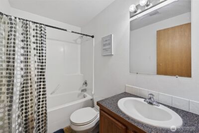 1315 E Gemstone , Othello, WA 99344 - Photo 15