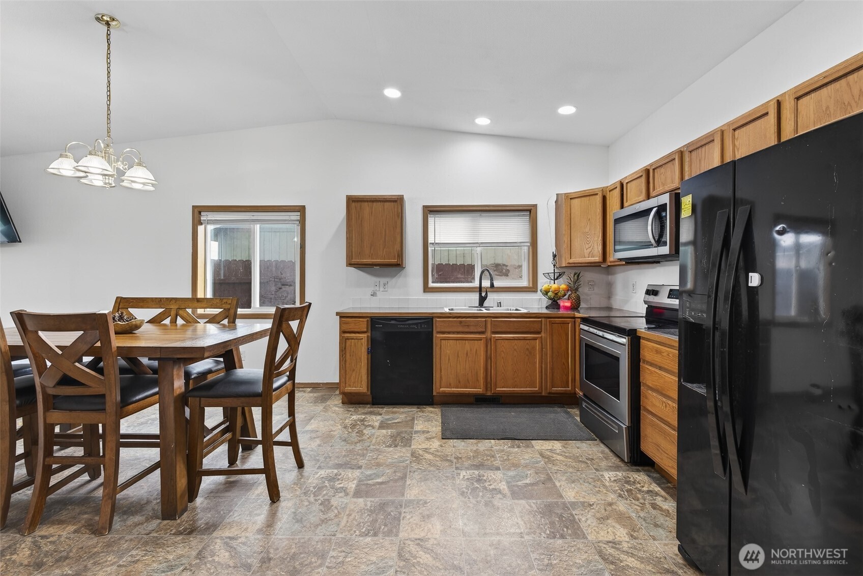 1315 E Gemstone , Othello, WA 99344