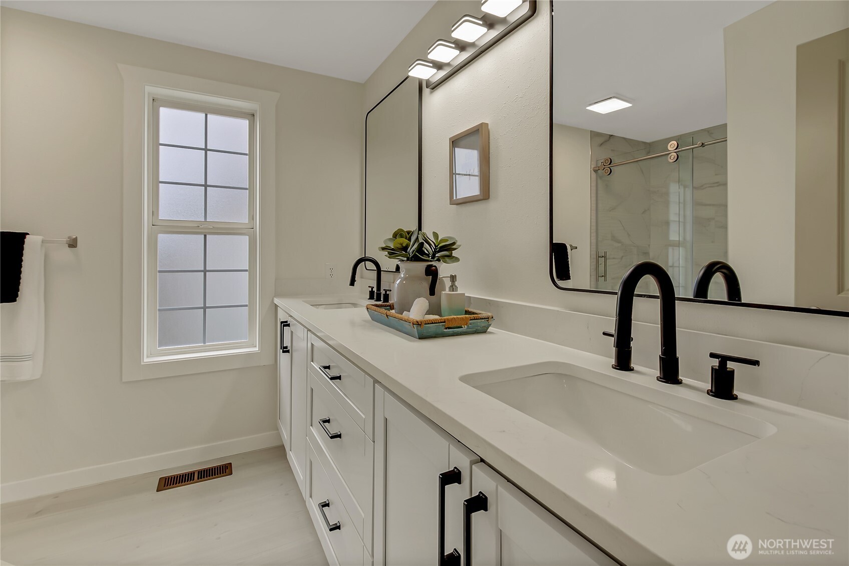 10202 98th Street SW, Lakewood, WA 98498