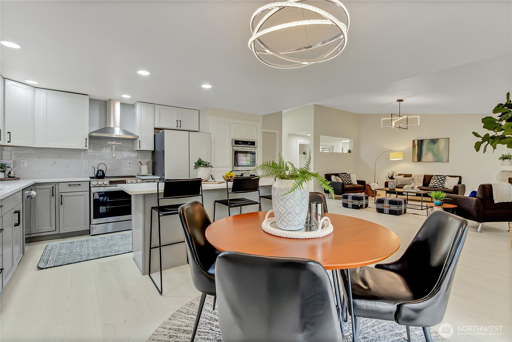 10202 98th Street SW, Lakewood, WA 98498