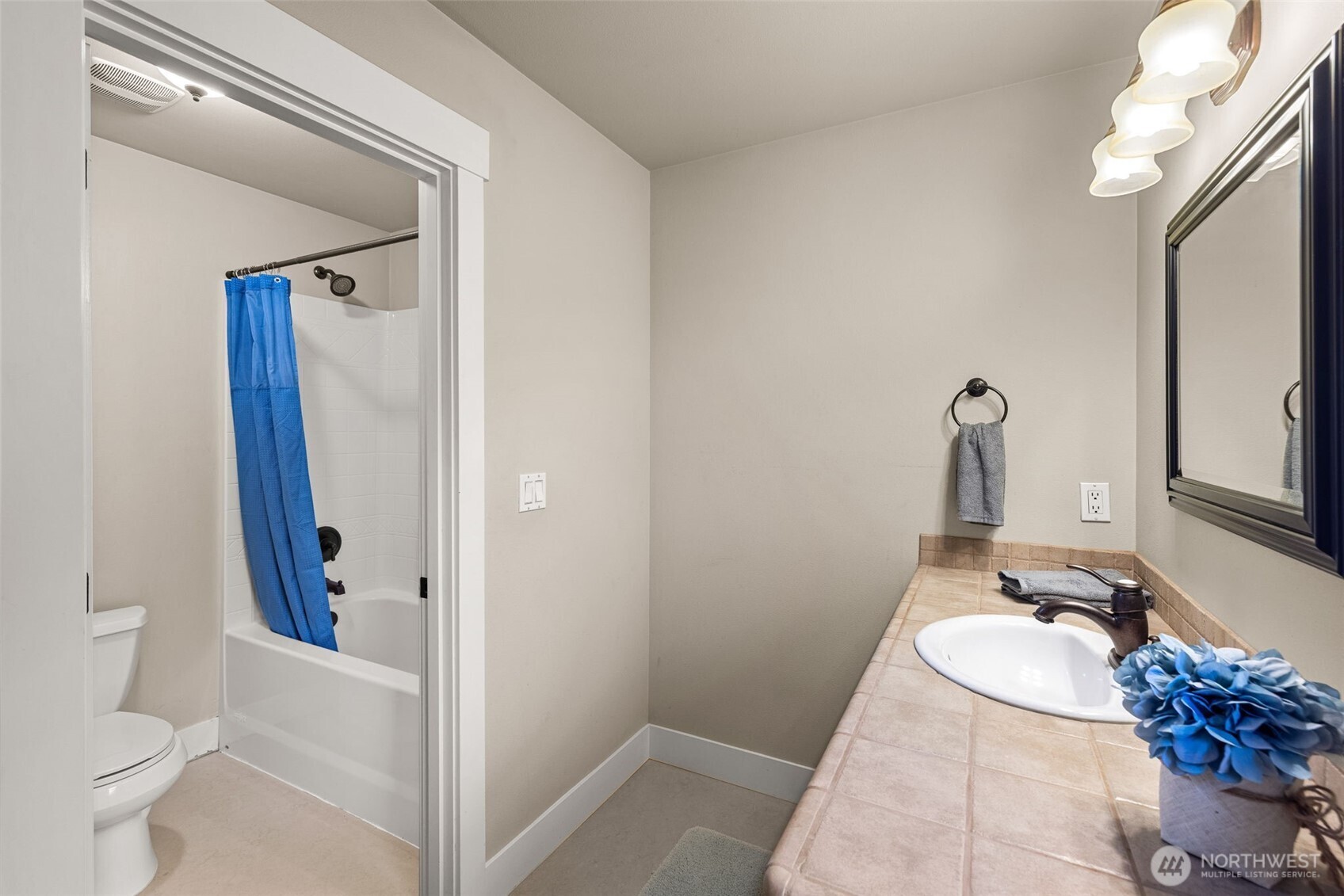 4618 S 140th Street , Tukwila, WA 98168