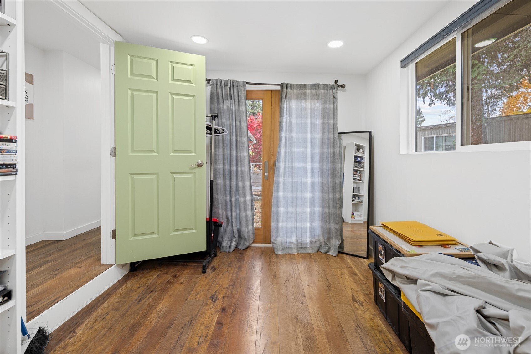 1645 S 272nd Street #13, Federal Way, WA 98003