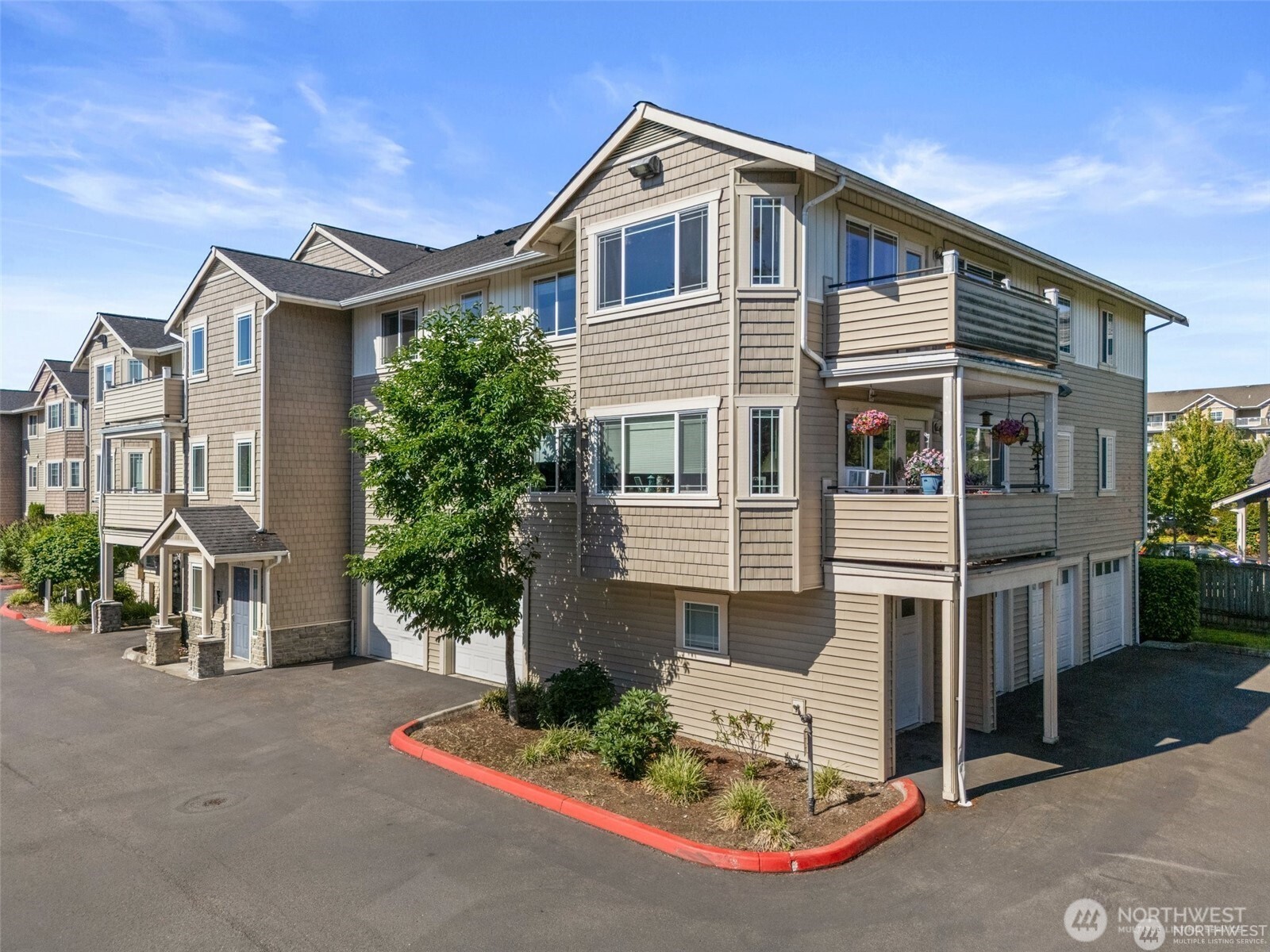 13207 97th Avenue E #301, Puyallup, WA 98373