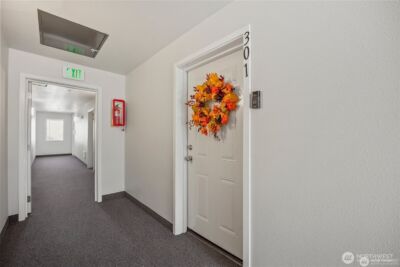 13207 97th Avenue E #301, Puyallup, WA 98373 - Photo 3