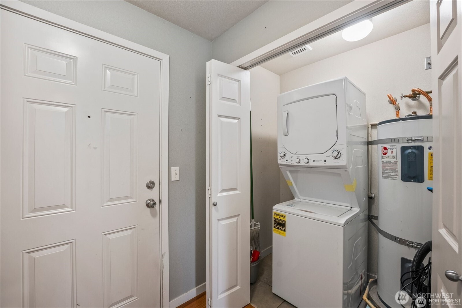 13207 97th Avenue E #301, Puyallup, WA 98373