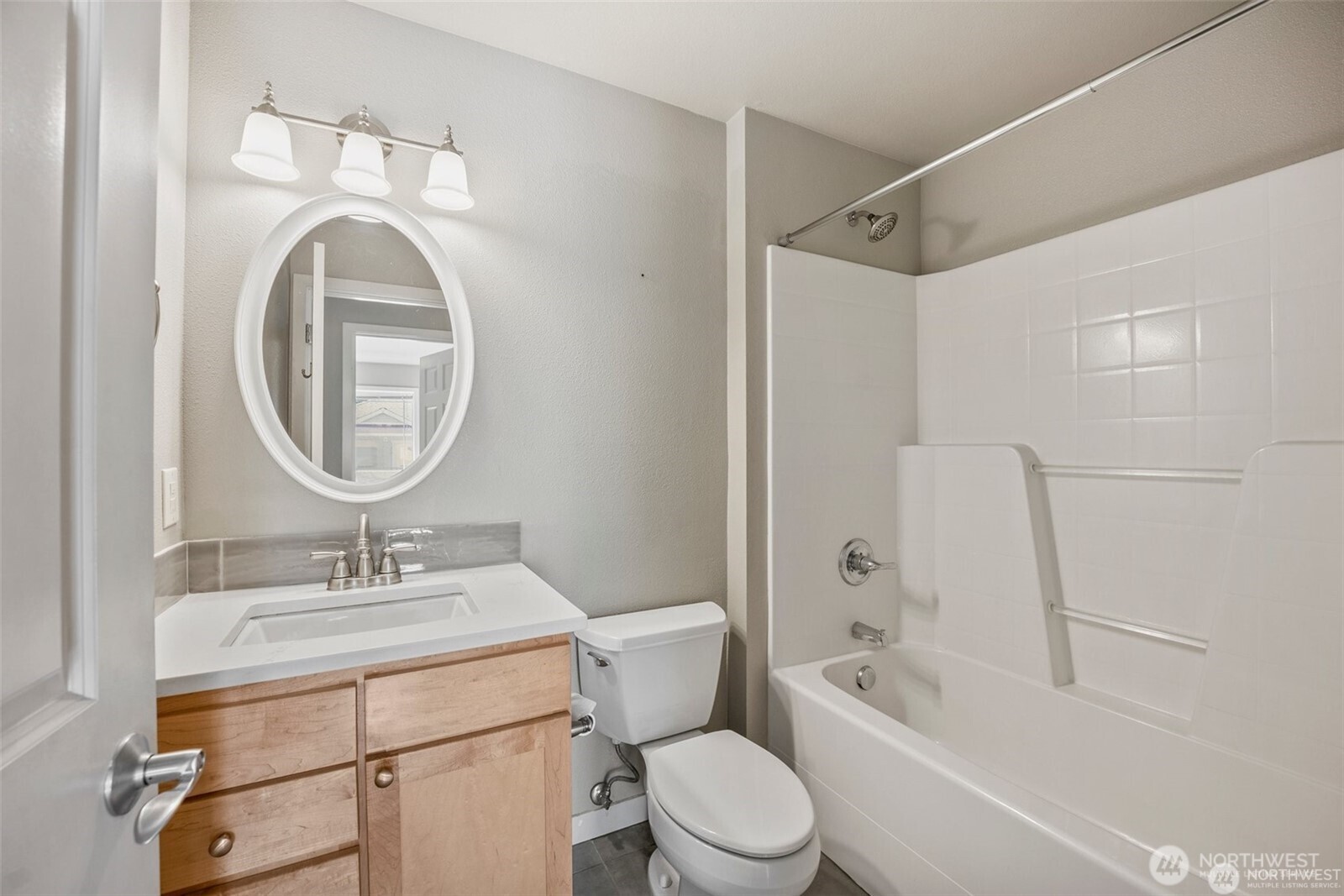 13207 97th Avenue E #301, Puyallup, WA 98373